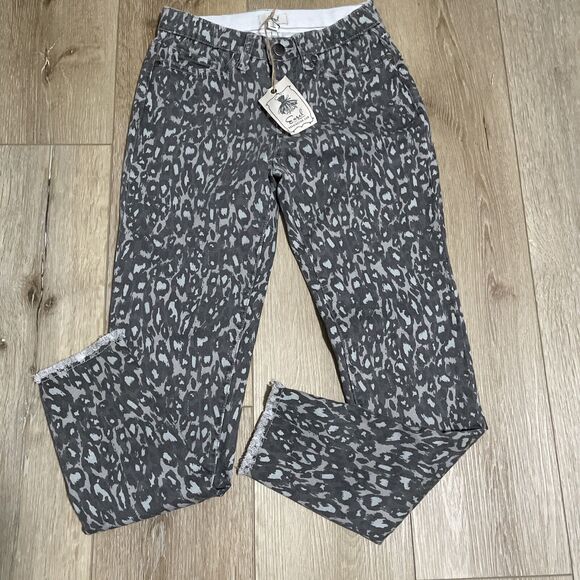 Easel Gray Camo Animal Print Jeans Cropped Size Small Frayed Hem New NWT - Picture 1 of 8